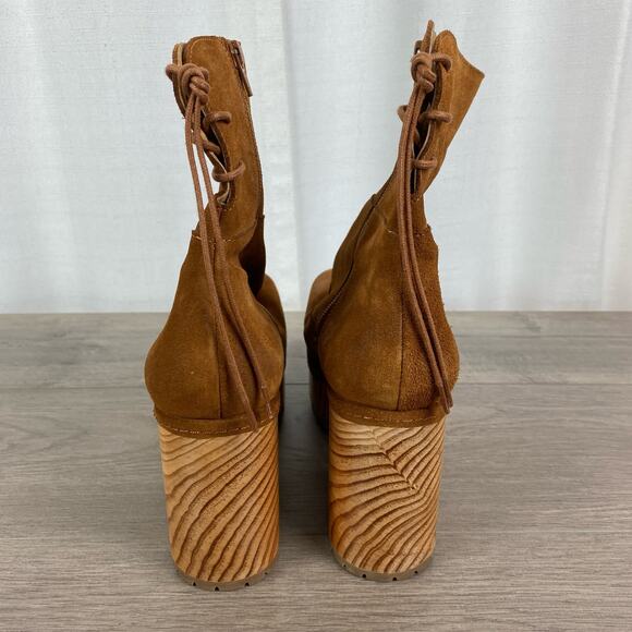 Free People Brown Suede Kenna Platform Lug Sole Clog Boots Sz.41(US 10) NWOB - Picture 9 of 16